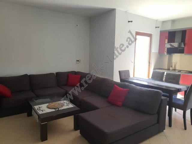 Two bedroom apartment for rent in Bogdaneve street in Tirana.
It is positioned on the 6th floor of 
